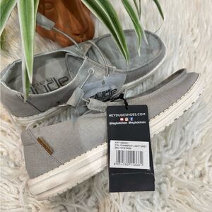 New🌿Hey Dude Wendy Chambray Light Grey